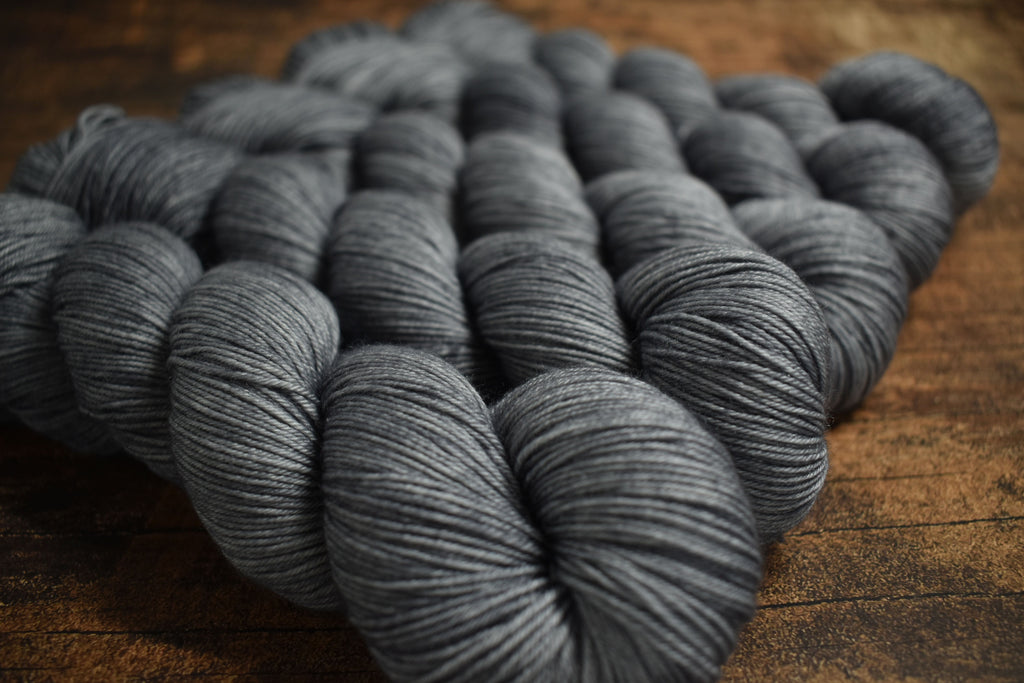 Ovillo Socks, grey (B5)