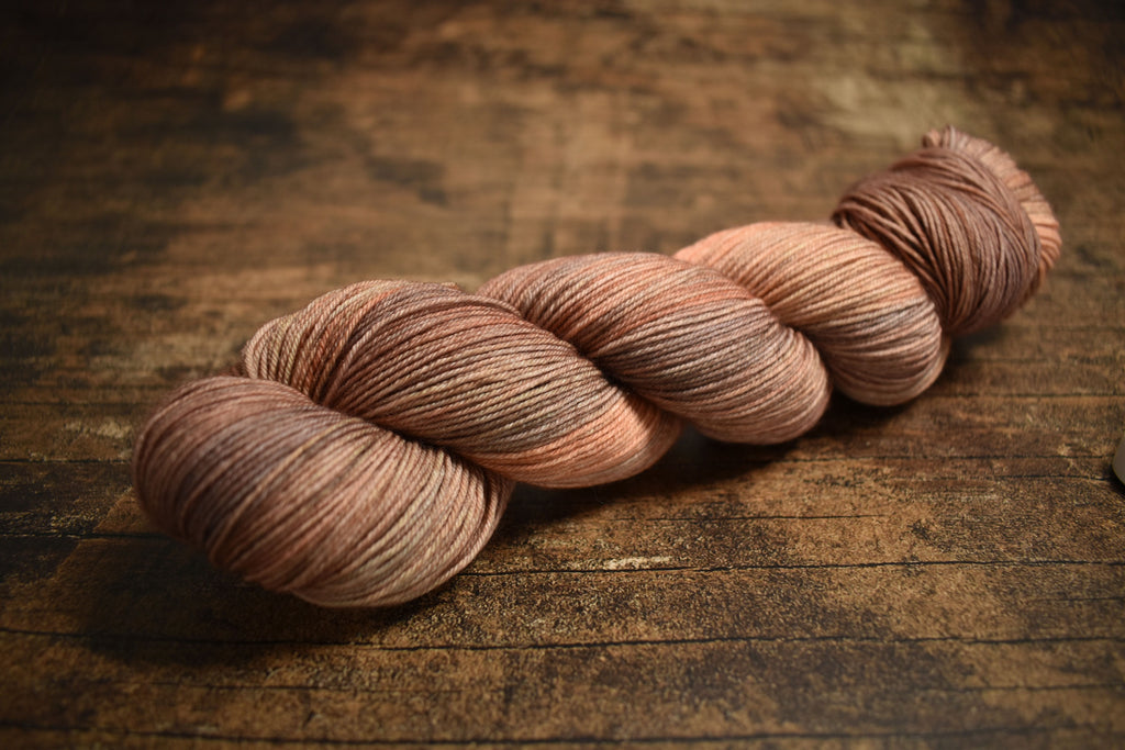 Ovillo Socks, Antigua (B1)