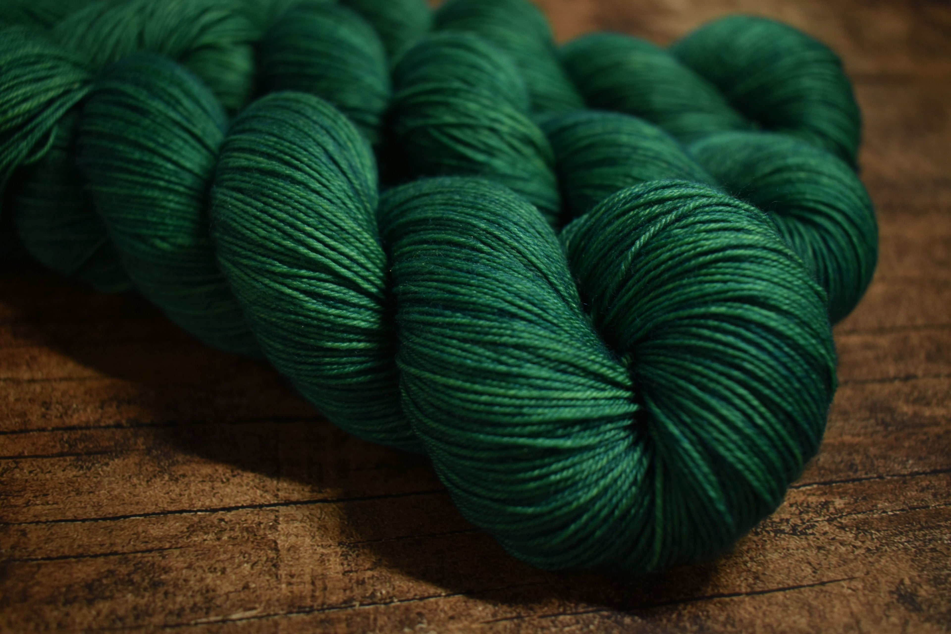 Ovillo Socks, forest hell (B2)