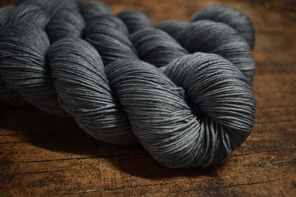 Ovillo Socks, grey (B7)