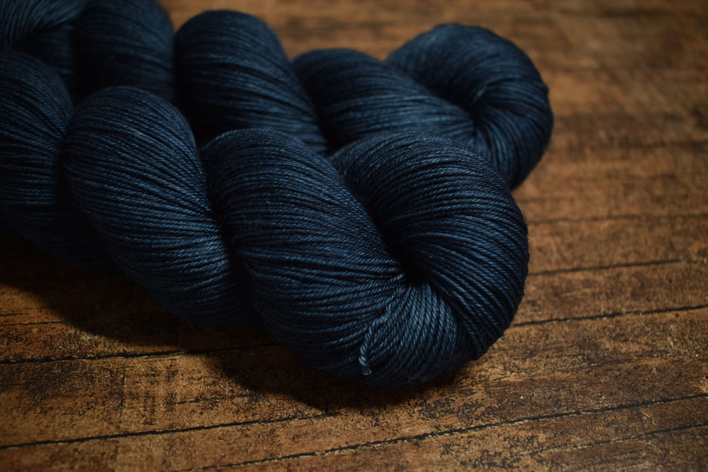 Ovillo Socks, lake (B31)