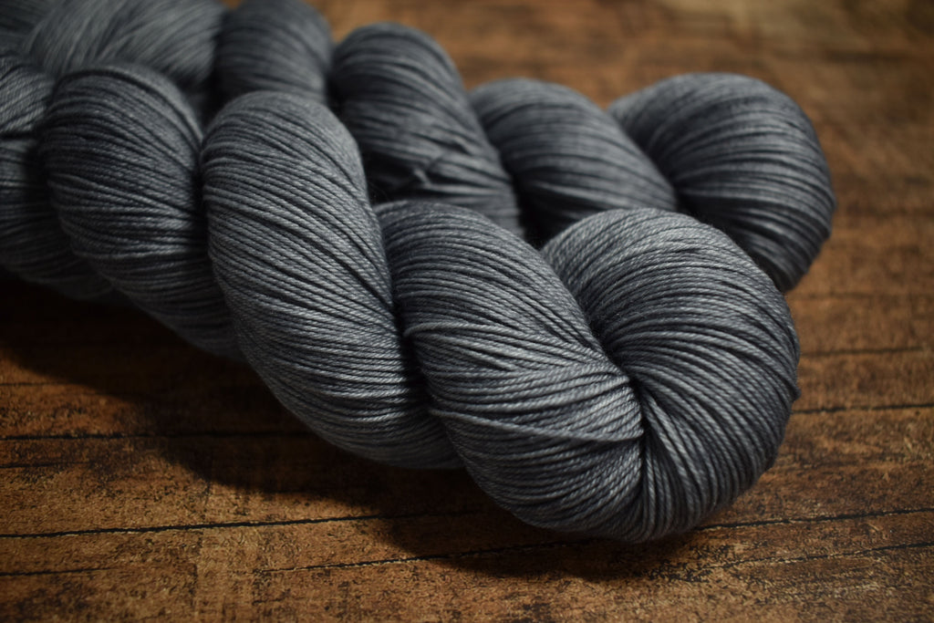 Ovillo Socks, grey (B2)