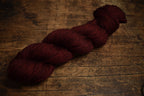 Ovillo Merino, deep red (B2)
