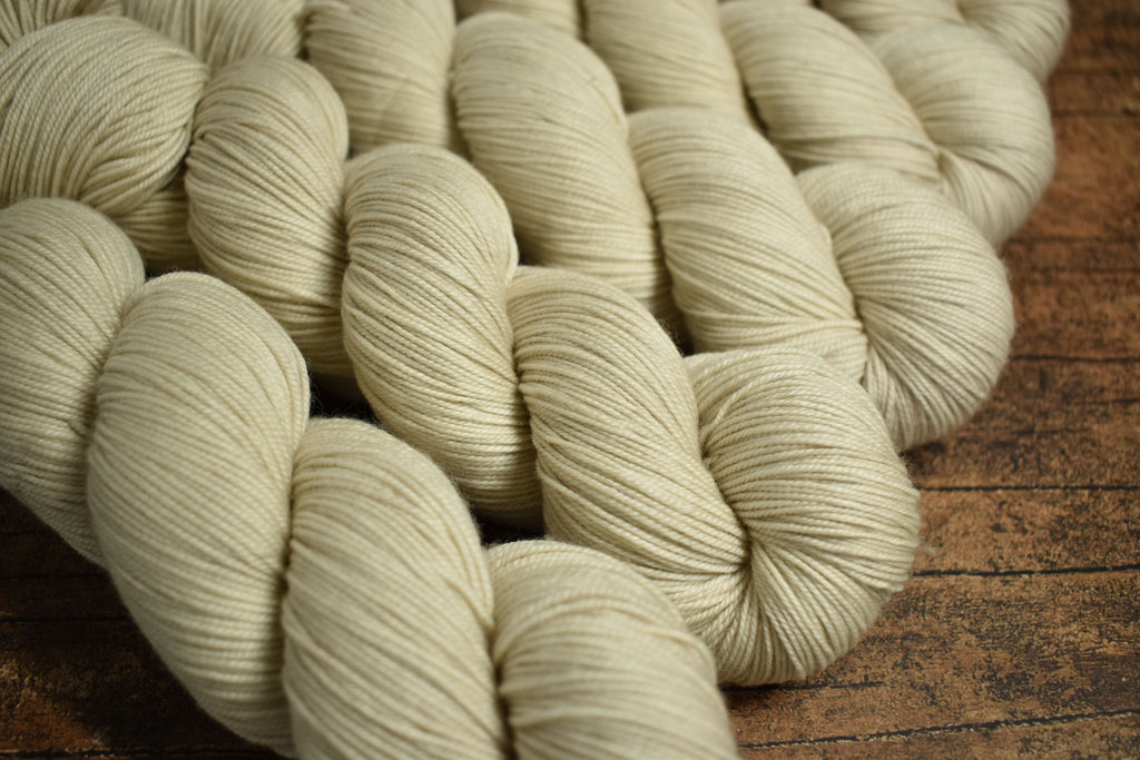 Ovillo Nube, Sand (B1)