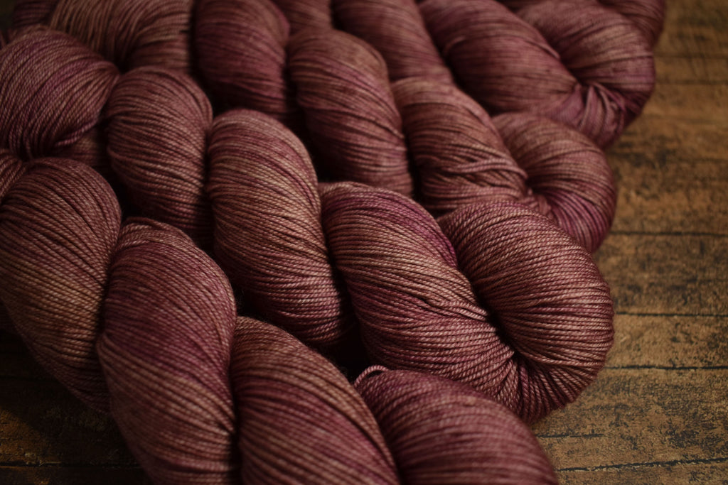 Ovillo Nube, rosewood (B1)