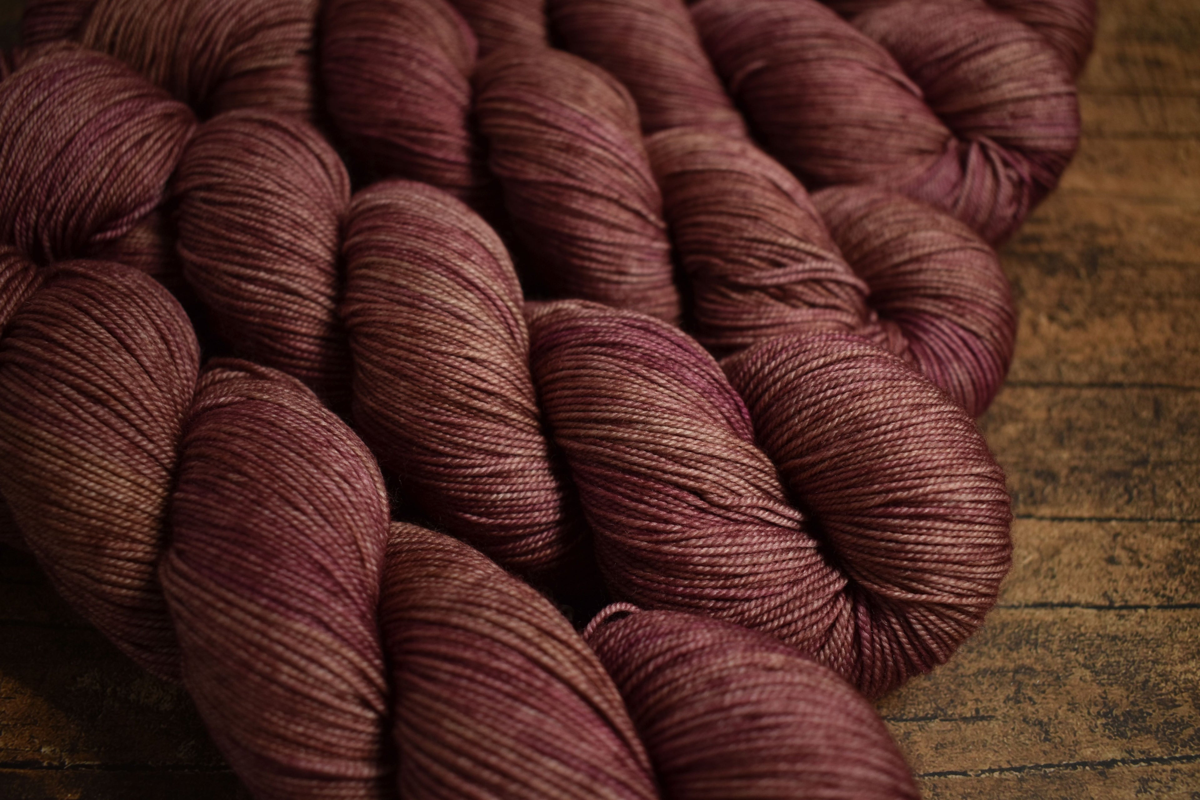 Ovillo Nube, rosewood (B1)