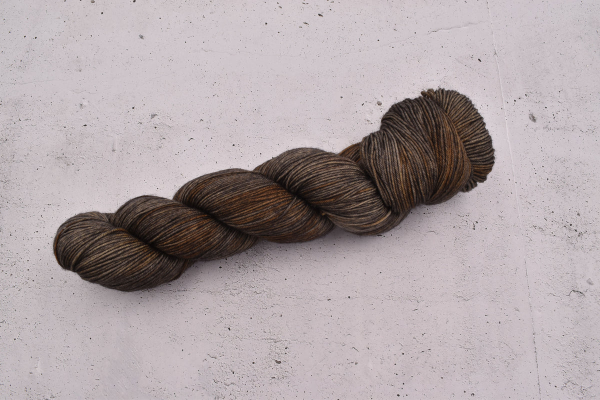 Ovillo Socks, Stone (B1)