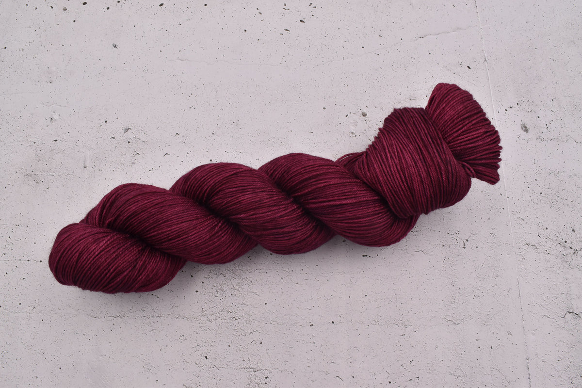 Ovillo Socks, fuchsia (B2)