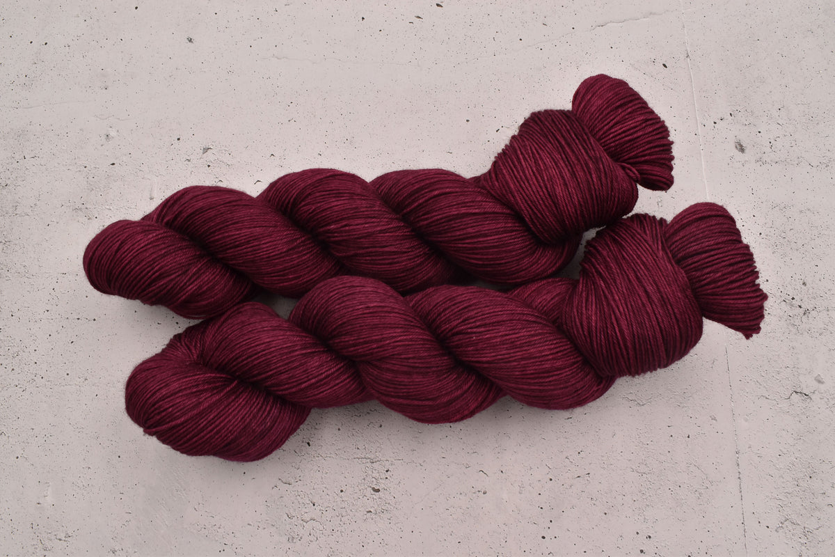 Ovillo Socks, fuchsia (B2)
