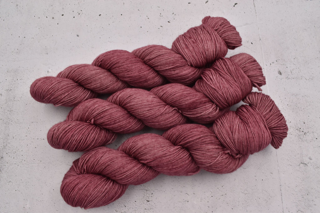 Ovillo Socks, little romance (B4)