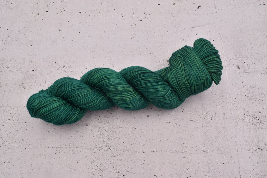 Ovillo Socks, forest hell (B2)