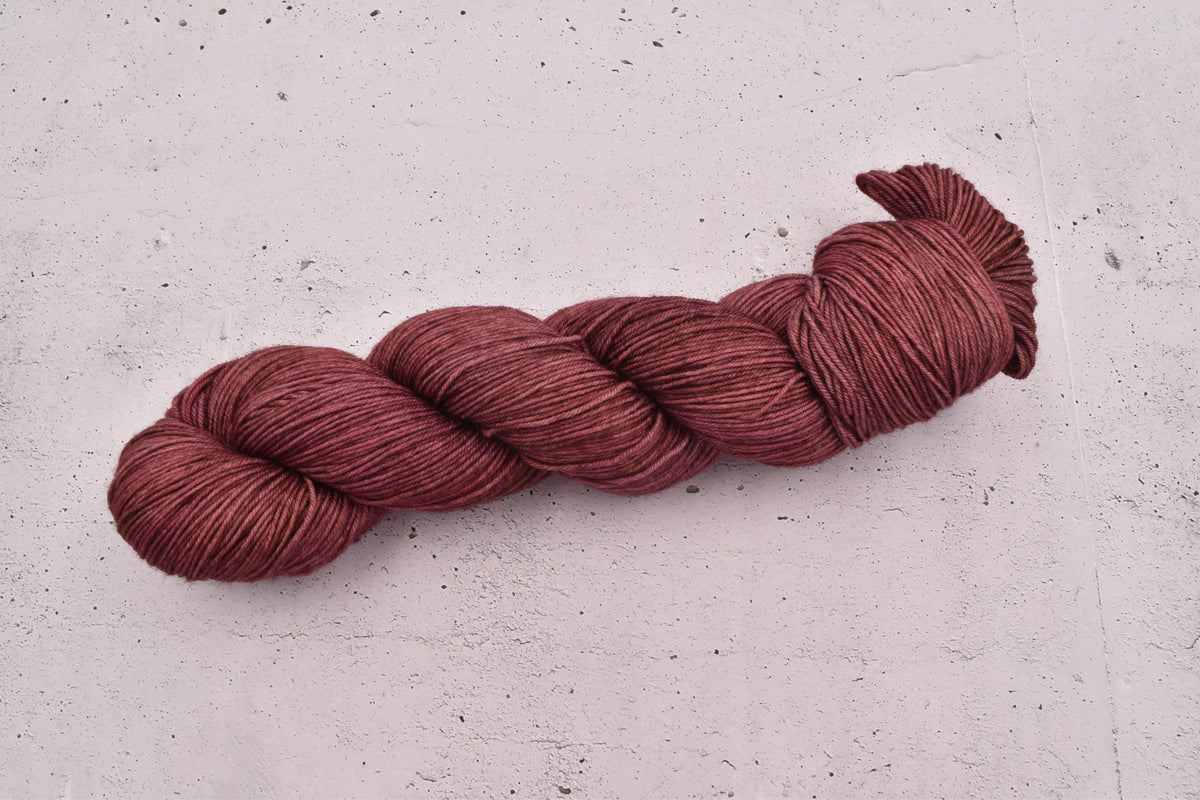 Ovillo Merino, rosewood (B8)