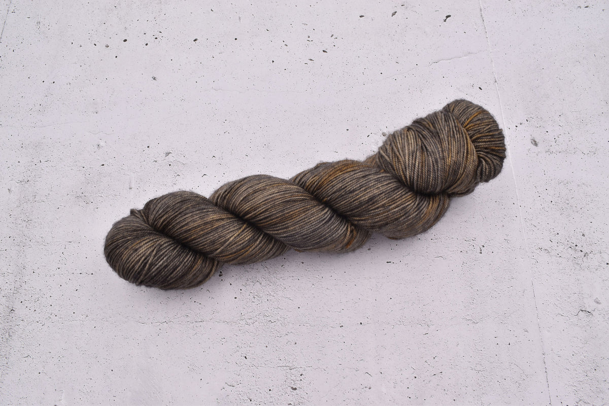 Ovillo Nube, Stone (B2)