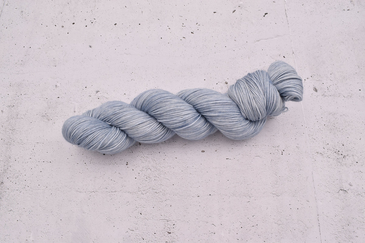 Ovillo Nube, eiskalt (B1)